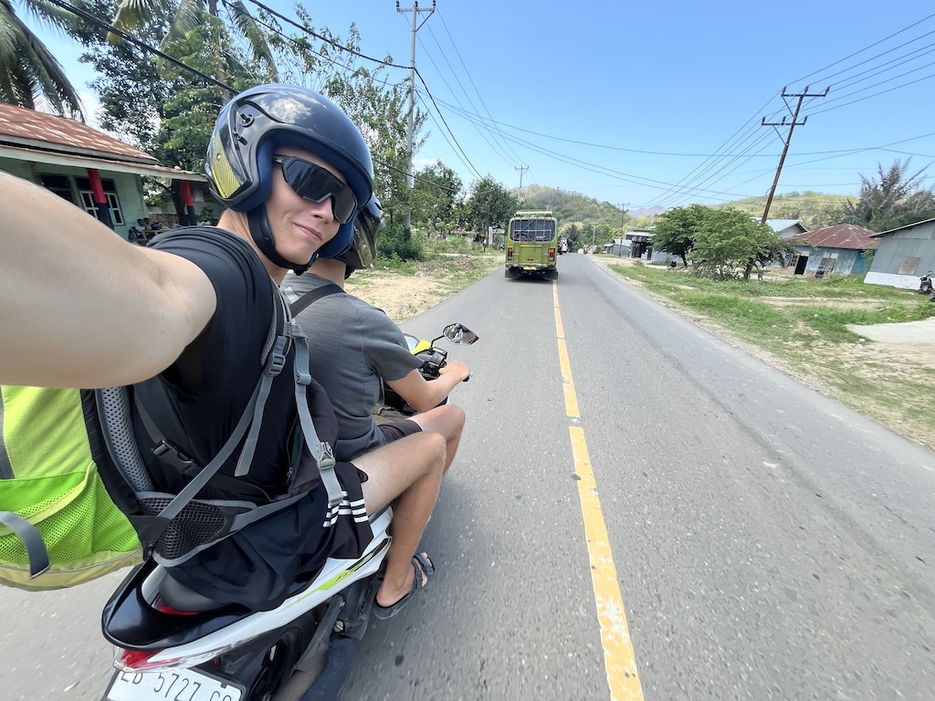 Lamalera-Lembata-Indoensien-Traditioneller-Walfang