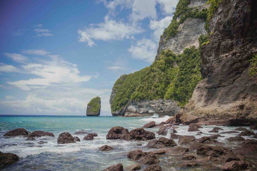 Nusa-Penida-Sehenswuerdigkeiten-Tembeling-Beach