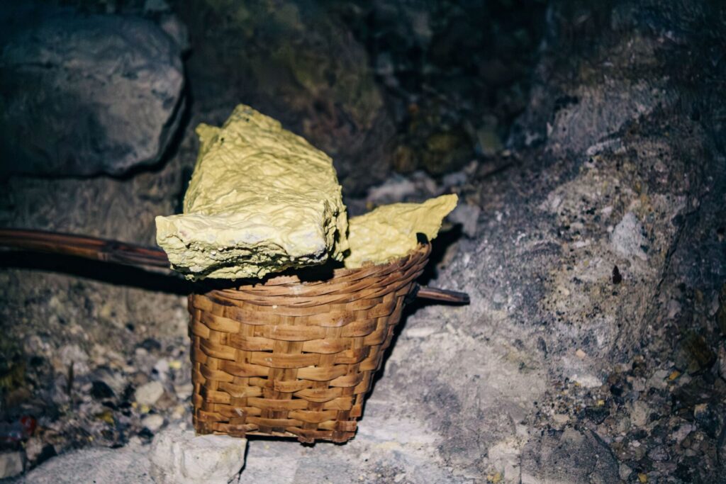 ijen-vulkan-java-schwefel