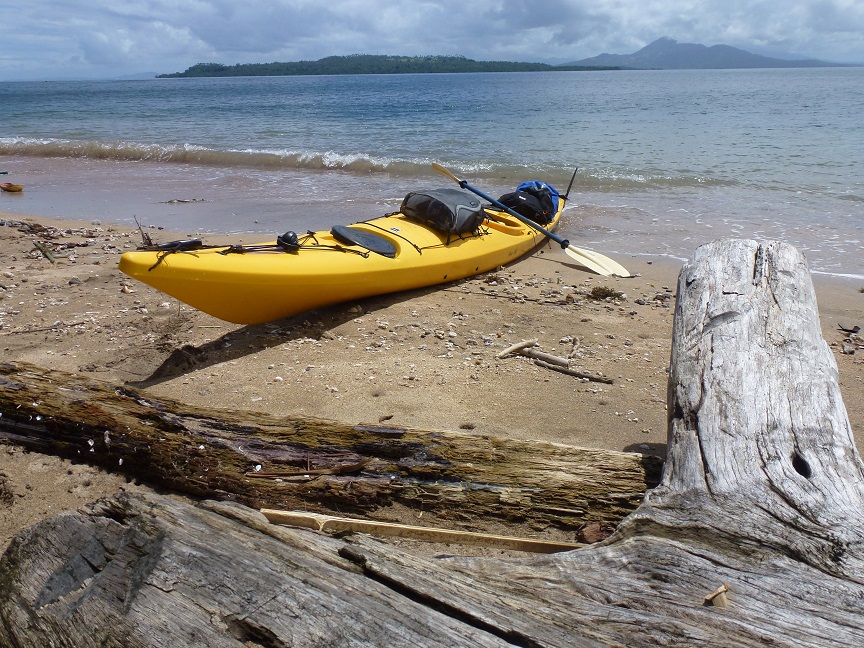 Mit dem Kajak den Bunaken Marine Nationalpark erkunden