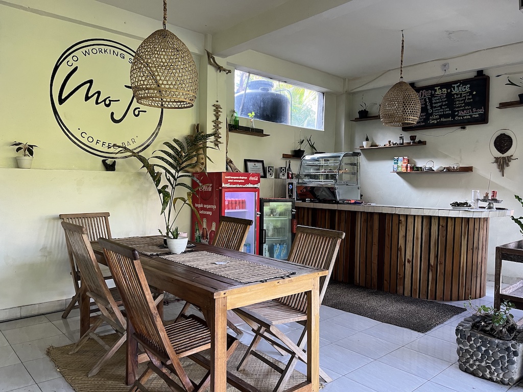 mojo cafe und coworking balian