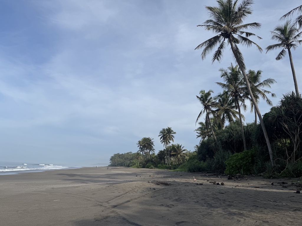 pantai-mejan-balian