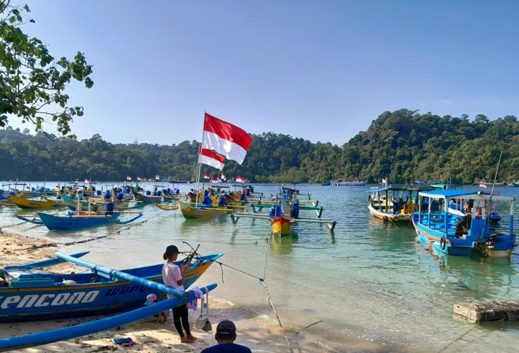 sendang-biru-java-indonesien-1