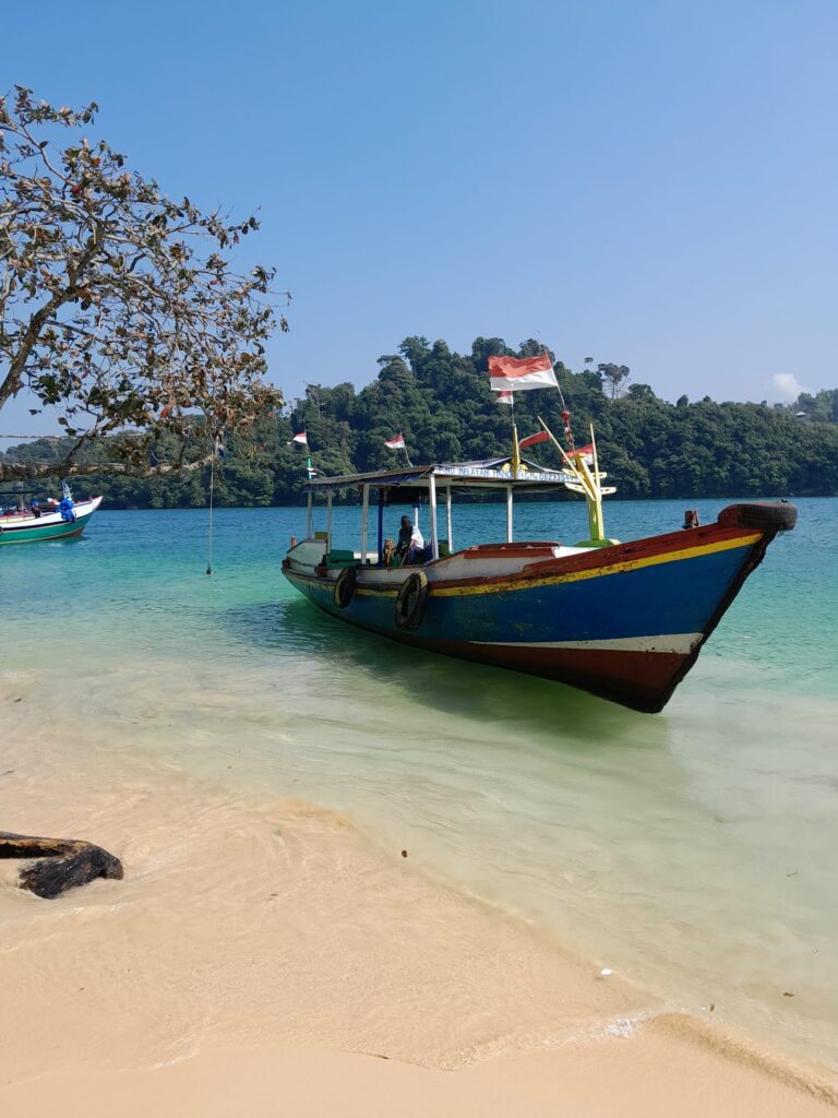 sendang-biru-java-indonesien-3